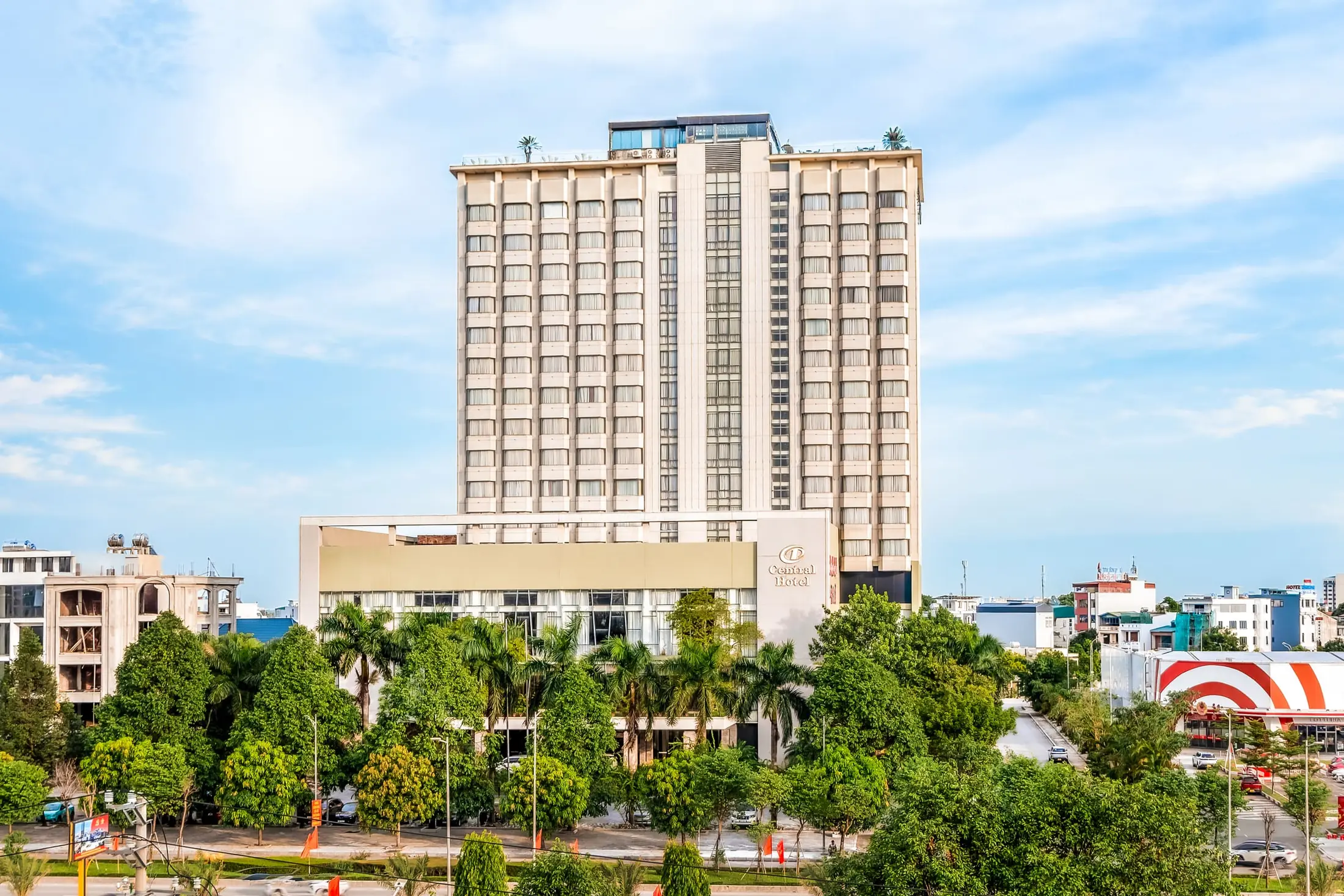 Central Hotel bên Đại lộ Nguyễn Hoàng, TP. Thanh Hoá